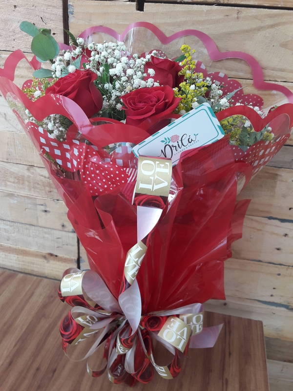 BUQUÊ ROSAS VERMELHAS (6)