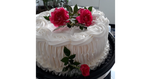 Bolo com Chantilly