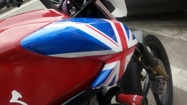 Pintura Personalizada em Carenagens de Moto
