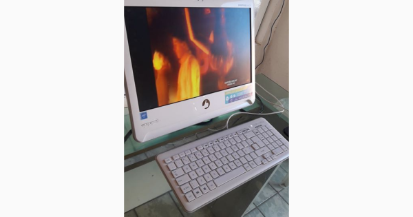 Computador Usado POSITIVO UNION UD3531