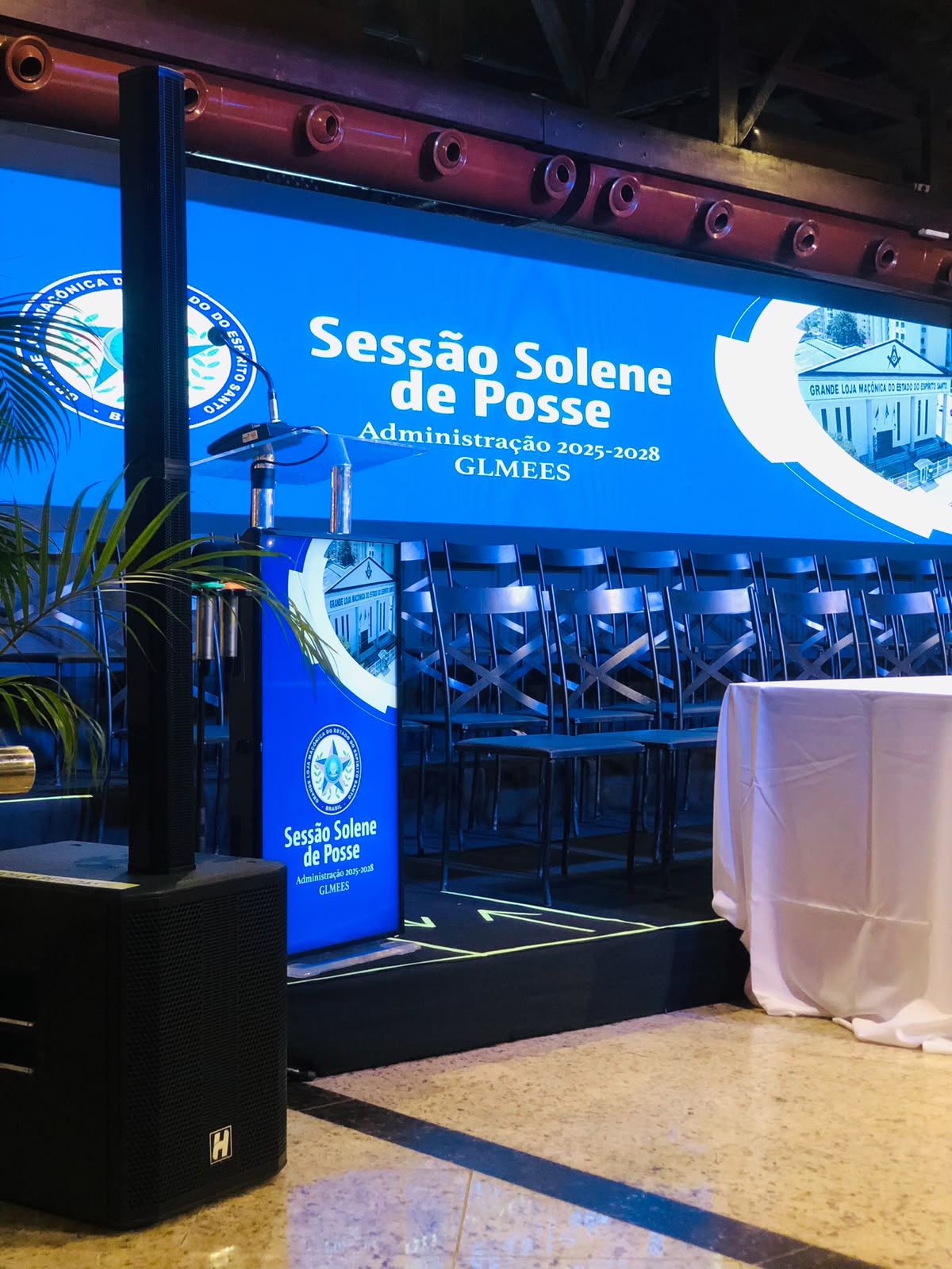 TRANSFORME A SUA COLAÇÃO DE GRAU OU SESSÃO SOLENE EM UM EVENTO INESQUECÍVEL!